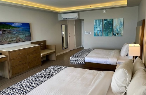 Estate Turner Hole House | Short Drive from Honeymoon Beach! 3 Spacious Units, Outdoor Pools, Free Parking!