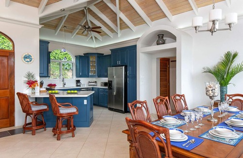 Point Rendezvous Villa | Southern Breeze: Expansive Ocean Views! Amazing Sunrises!