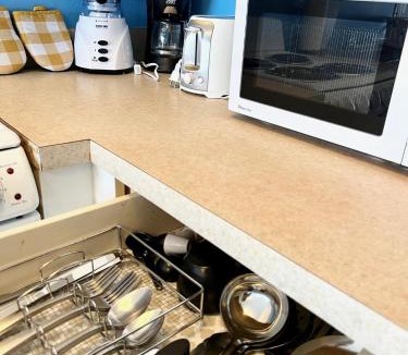 Red Hook House | Spacious 1bed 1bath Condo In Downtown Red Hook