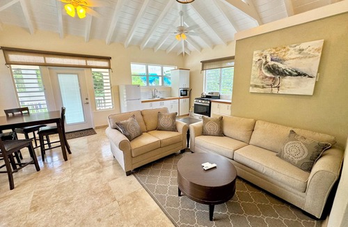 Estate Caneel Bay Apartment | spacious and cozy 1 bedroom with garden views and AC-1 mile from Cruz Bay