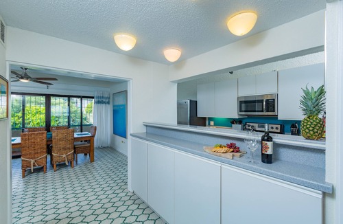 Orange Grove Condo | Spacious beach front living with spectacular Caribbean sea-views.