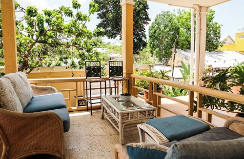 Frederiksted Southeast Hotel | Spacious King Bed 2nd Floor Room