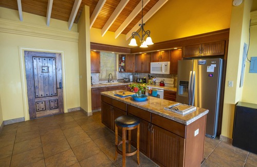 Johnson Bay Villa | Spectacular Moonswept Villa - Great Beyond Belief!
