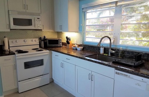 Cotton Valley Condo | Spectacular ocean & Buck-Island view, huge pool, high-speed internet