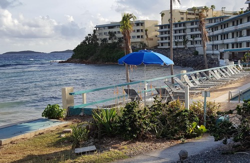 Bolongo Bay Apartment | St.Thomas, USVI, oceanfront studio at Bolongo Bay, Watergate Villas East