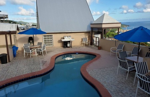Altona Apartment | Standard Studio in St. Thomas Sunset Gardensnn