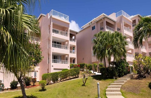 Nazareth Condo | Studio King-St. Thomas Stunning Vacation Vibes