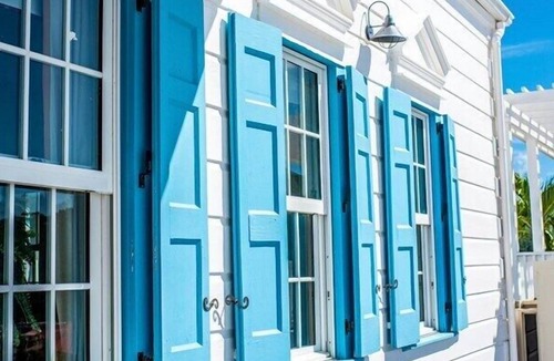 Estate Kings Quarter Apartment | Studio Sleeps 4 w/Pool & Ocean View