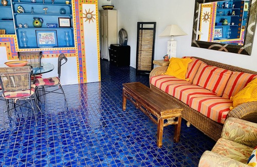 Red Hook Apartment | Studio - Walk to Sapphire Beach! With back-up power, an automatic Generator