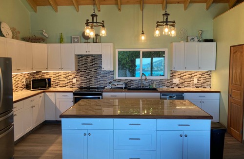 North Side Villa | Stunning Ocean Views and Spectacular Sunsets