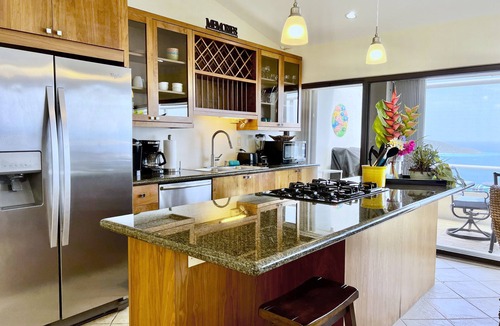 Estate Lovenlund Condo | Stunning Ocean Views | Gated Community, Pool, Tennis & Full Backup Power | Sleeps 6