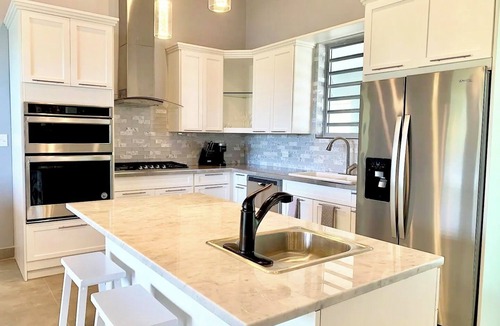 Rosendal House | Stunning view of Magens,Private Pool, AC, WiFi, W&D, Generator