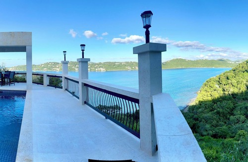 Rosendal House | Stunning view of Magens,Private Pool, AC, WiFi, W&D, Generator