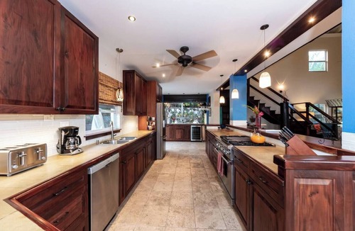 Estate Elizabeth Villa | Stunning Views, Pool, Outdoor Living, Harbor Views