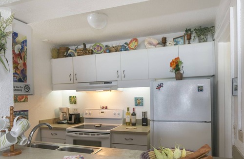 Estate Golden Rock Condo | Sugar Beach...Says It All..(NO PASSPORT REQ'D)