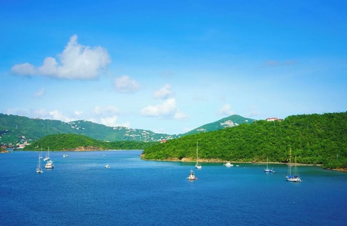 Benner Boat Rental | Sun-Kissed Sailing: A Caribbean Beach Experience from Islas Vírgenes de Estados Unidos, Santo Tomás