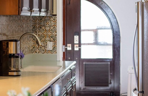 Nazareth Condo | Sunkissed Serenity- an Island Chic & Breathtaking Beachfront Home at Cowpet Bay