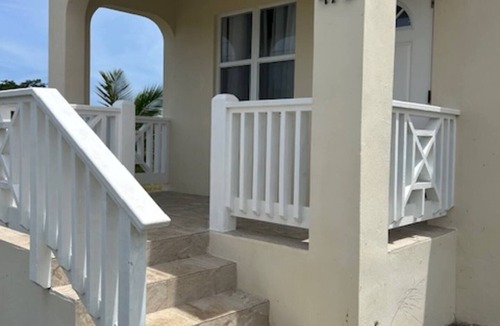 Estate Enfield Green Cottage | Sunny Crucian Retreat