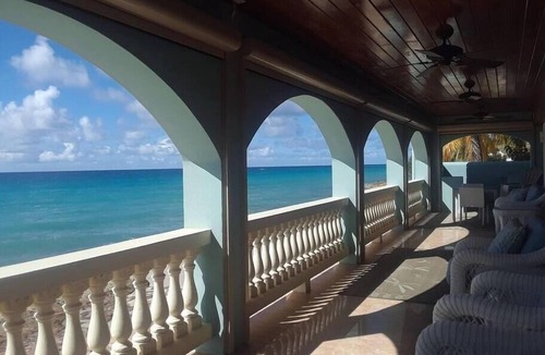 Estate Prosperity West House | Sunset Beach Dreams