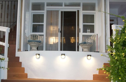 Estate Bakkero Condo | Sunset Suite: 1BR, 1BA Oasis Viewn