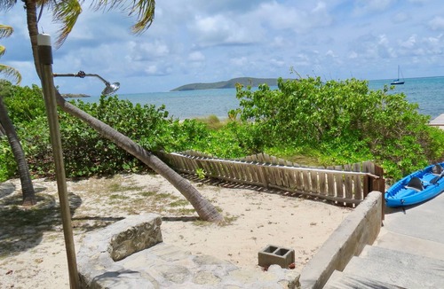 Cotton Valley Shores House | The Beach House** 6bed/5.5 bath Beachfront Villa