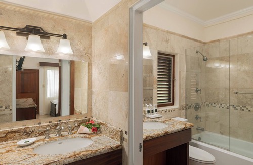 Estate Shoys Hotel | The Buccaneer Beach & Golf Resort