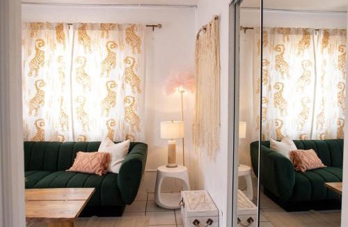 Estate Enighed Hotel | The Flamingo House