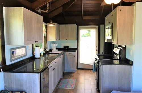 Great Cruz Bay Cottage | The Guest House of Villa Solare