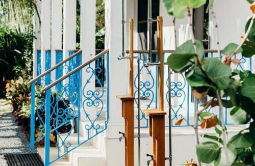 Estate Hull Villa | The Hideaway Hull Bay Beachfront Villa 2