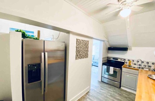 Estate East Street Apartment | The Mary Read - A Pirate’s Serenity