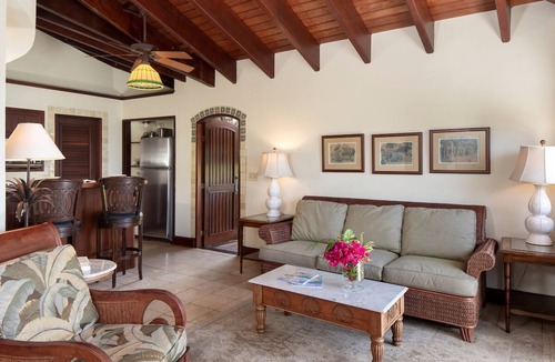 Maho Bay Quarter Villa | The Peter Bay 1BR Penthouse Suite at St John's Most Prestigious Address