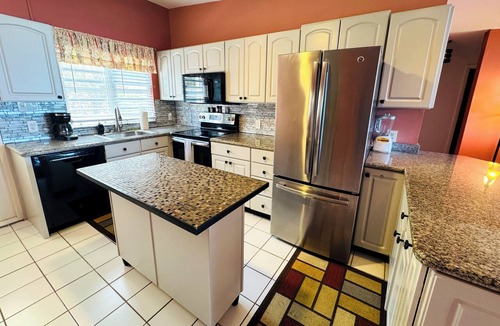 Cotton Valley Condo | The Pink Turtle-New Booking Discount-Gorgeous Sea Views, Generator, Wifi, Pool