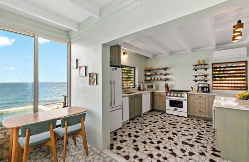 Estate La Vallee House | THIS IS IT! SEAFRONT RETREAT W/BEACH ACCESS & POOL