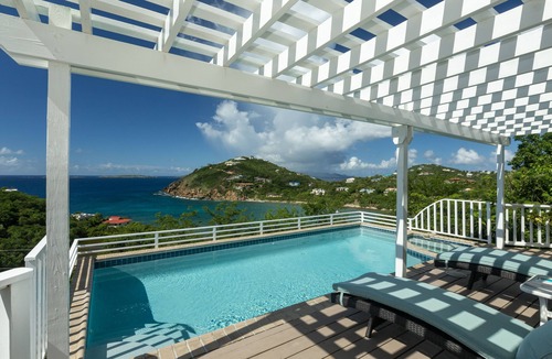 Hart Bay Villa | Time Out - NEWLY REFURNISHED and recently renovated villa with amazing views!