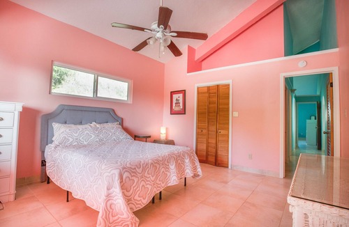 Estate Clairmont House | Tropical Paradise Home- Sleeps 10 - Breath-taking Views