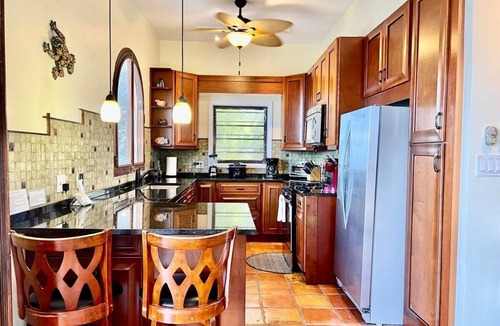 Estate Peterborg House | Tropical Shores a Waterfront Villa