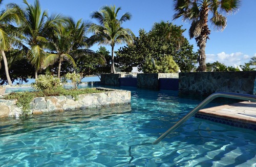 Red Hook Condo | Two bedroom beachfront condo at Sapphire Beach!