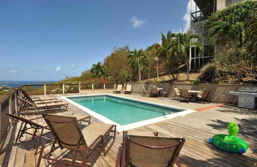 Estate Pastory Apartment | Two Birds - Condo w/pool close to town!
