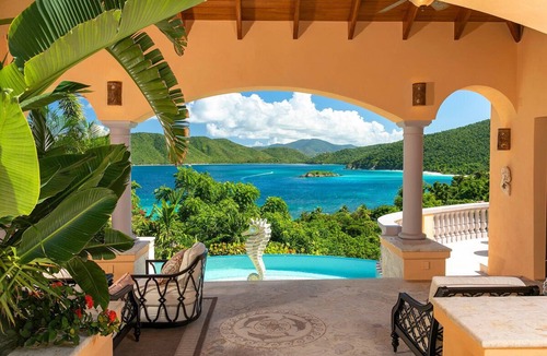 Maho Bay Quarter Villa | Villa Delfina- 4 min walk to Private Peter Bay Beach! 5 Bedroom Villa with pool.