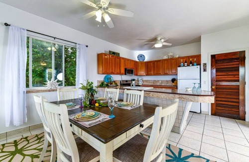 Estate Bellevue Villa | Villa Papaya: 2 King BR, Pool, AC, near Beach and Cruz Bay