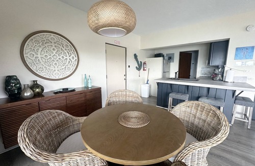 Frydendal Villa | Villa Salt Air – Newly Updated - Waterview Villa - Panoramic Views