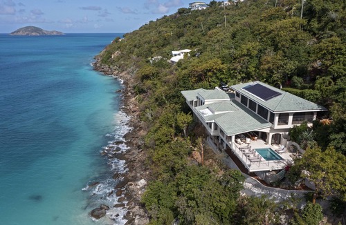 Peterborg Villa | Villa Serena Oasis - Magens Bay Luxury Waterfront Villa with Pool