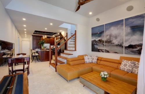 Nazareth Apartment | Walk to Beach St Thomas Condo with Balconies