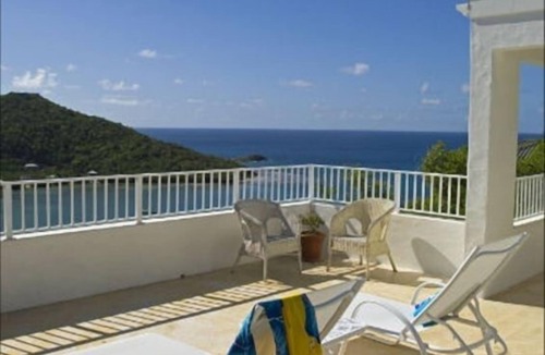 Point Rendezvous Villa | White Cottage