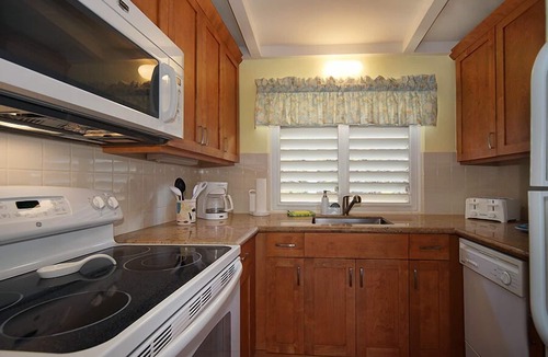 Slob Villa | Your very own private pool w/this villa!