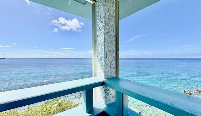 2-bedroom condo in beautiful St Thomas with AC and spectacular ocean front views