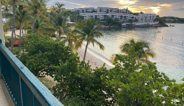 Closest to the Sandy Beach/Direct Ocean front/Full Back up Generator in St. Thomas