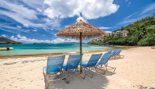 Island Paradise: 1BR Suite at Marg St Thomas