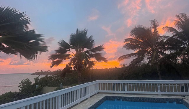 Luxury 1 bedroom Waterfront Villa with Private Pool and Spacious Deck in Frederiksted