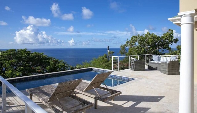 Maria Bluff Cottage | 2BR | Pool | Generator in Cruz Bay